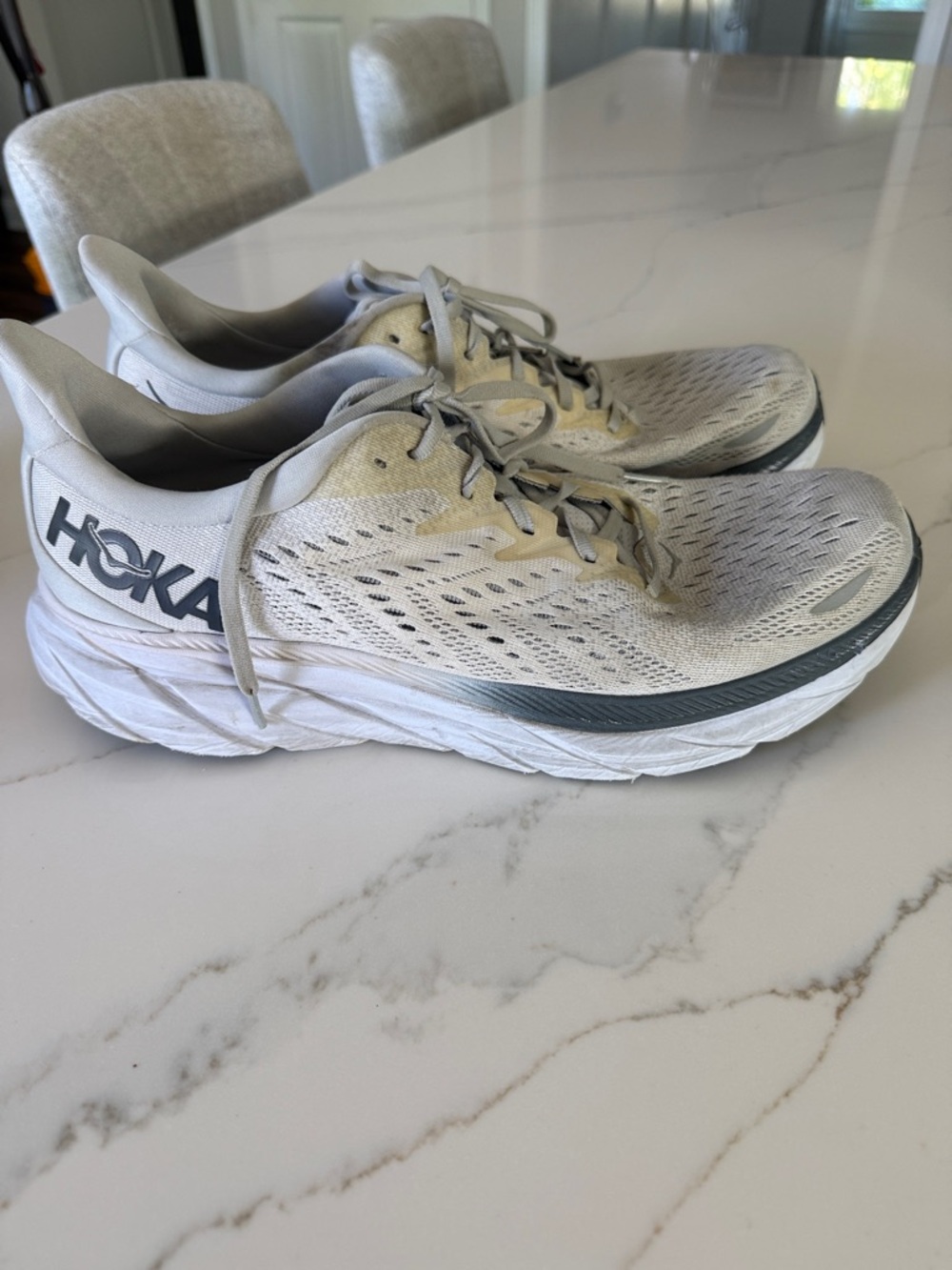Hoka Men's Clifton 8 size 13D